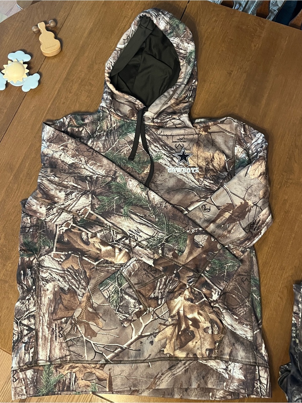 Men's NFL Cowboys Camo Sweatshirt (L)